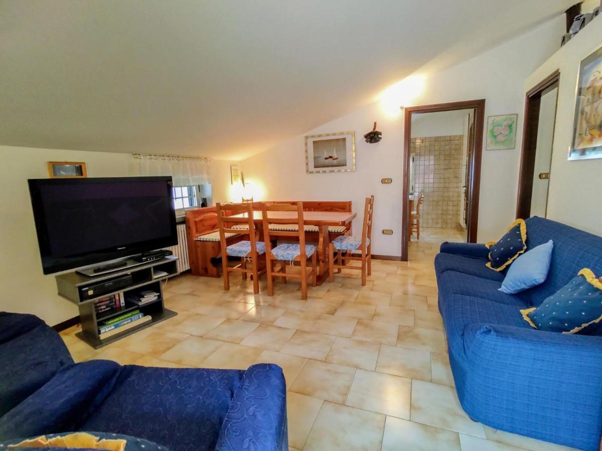 Apartment Nives By Interhome Albonico Bagian luar foto